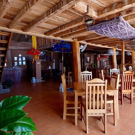Mario Hotel And Cafe Weetebula Dış mekan fotoğraf