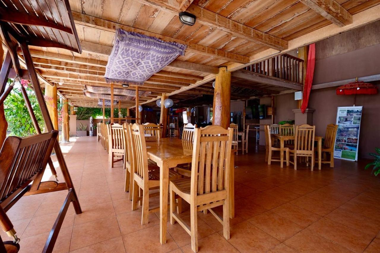 Mario Hotel And Cafe Weetebula Dış mekan fotoğraf