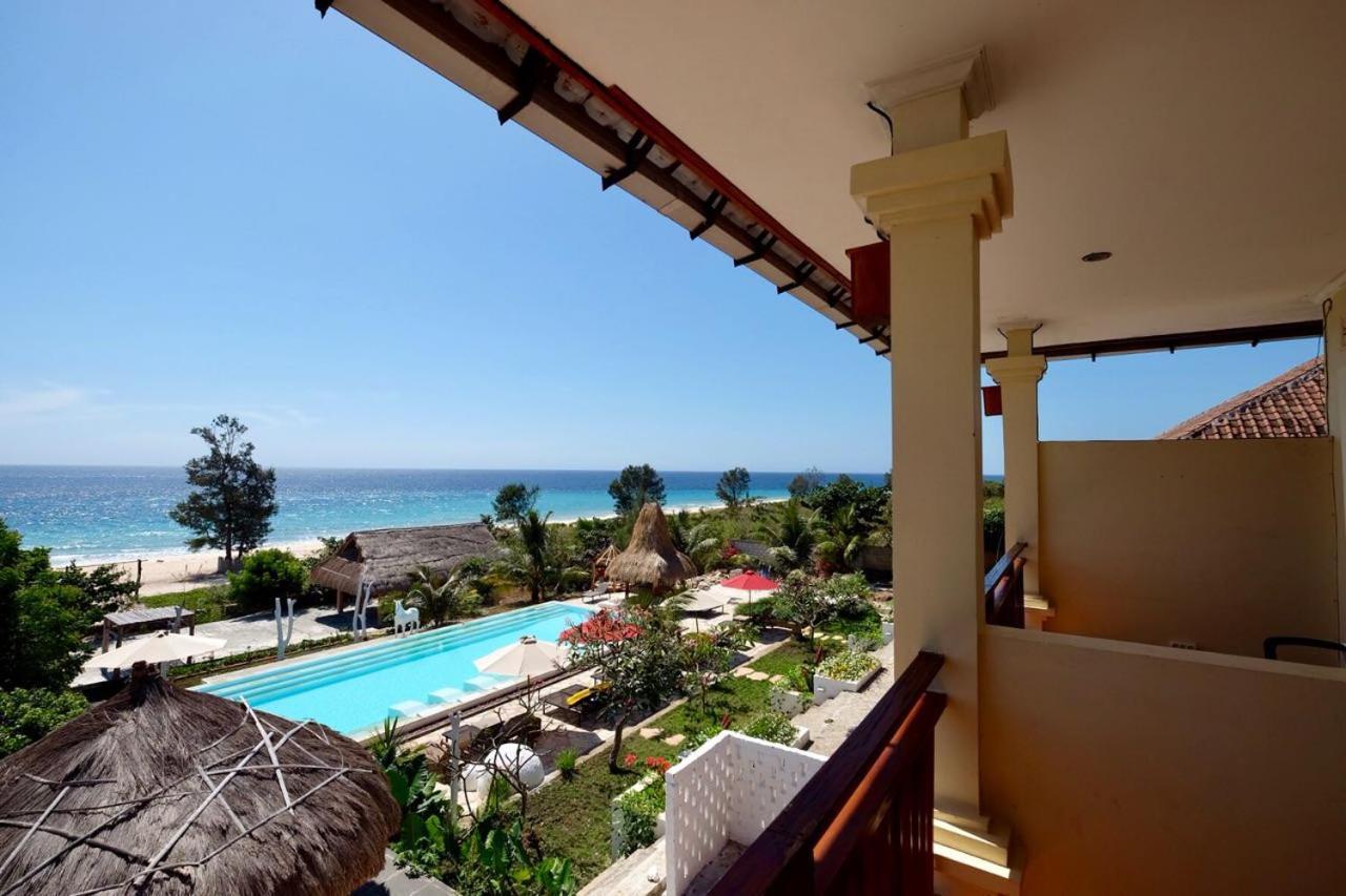 Mario Hotel And Cafe Weetebula Dış mekan fotoğraf